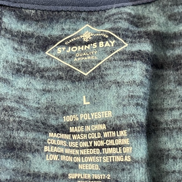 St Johns Bay fleece Sweatshirt Navy Baby Blue Classic V Neck long sleeves LARGE - Picture 11 of 16